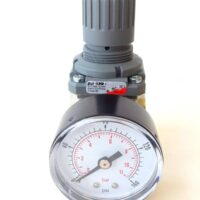 pressure regulator for pinch valve
